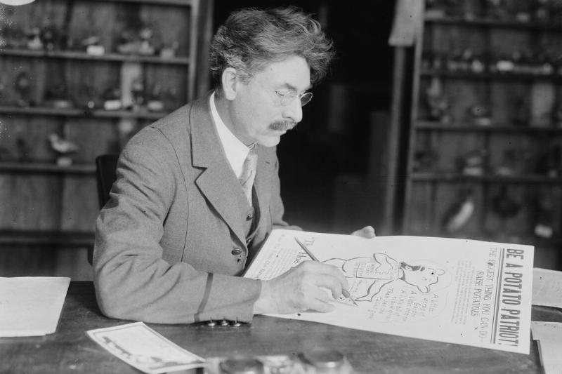 Shows author Ernest Thompson Seton (1860-1946) who helped found the Boy Scouts of America (BSA).