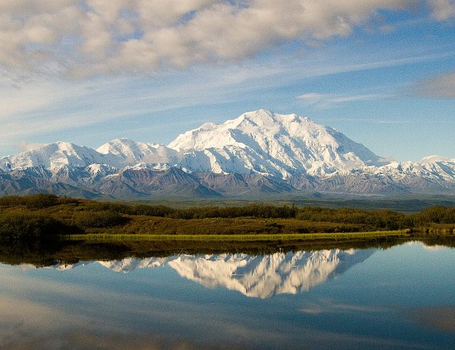 wonder_lake_and_denali