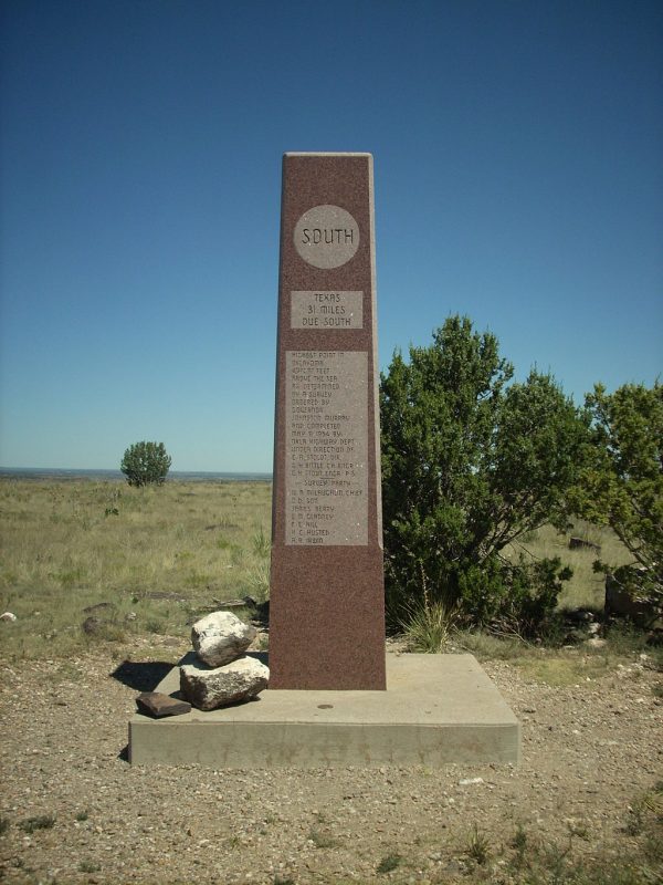 The summit of Black Mesa – Author: Gilderien – CC BY-SA 3.0