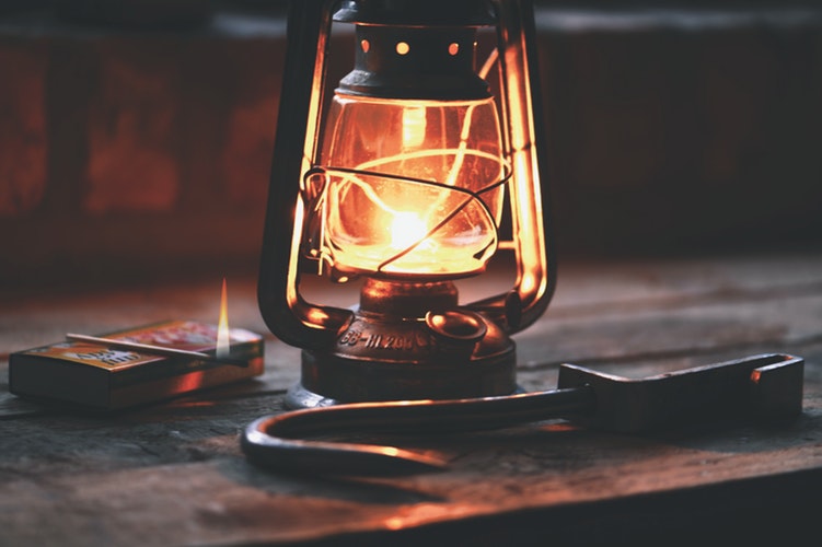 How to Build a DIY Oil Lamp Outdoor Revival