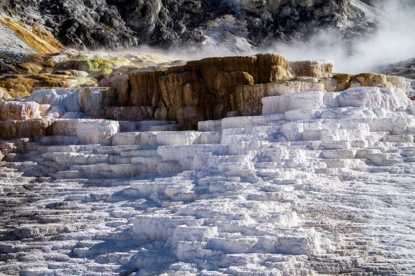 Mammoth Springs – a tourist attraction