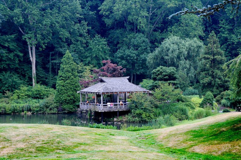 Gude Garden teahouse – Author: Rkphoto – CC BY-SA 3.0