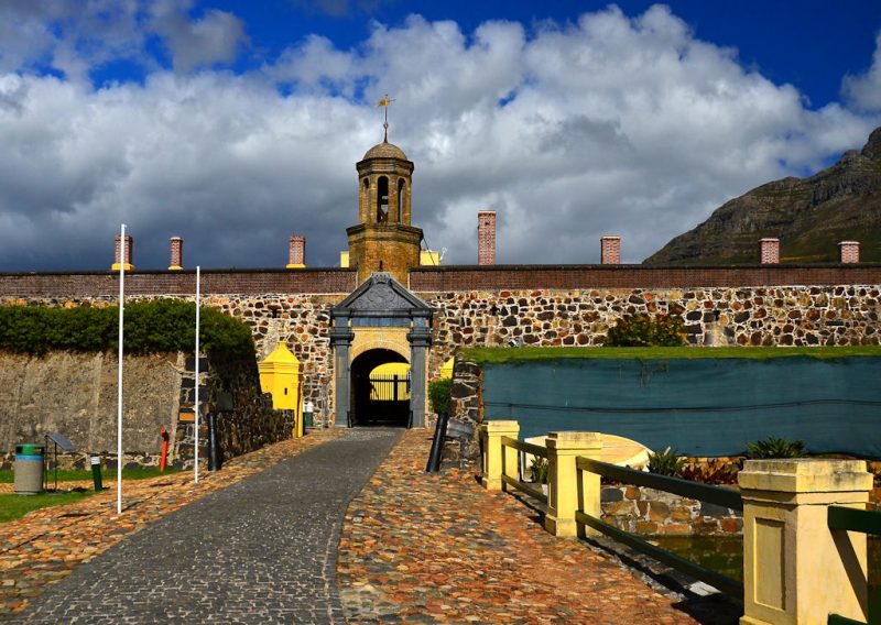 Castle of Good Hope, Cape Town, South Africa – Author: Ossewa – CC BY-SA 3.0