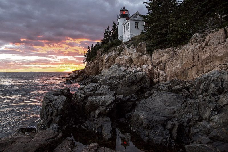 The Bass Harbor Head Light located in Acadia National Park, Maine – Author: Chandra Hari – CC BY-SA 4.0