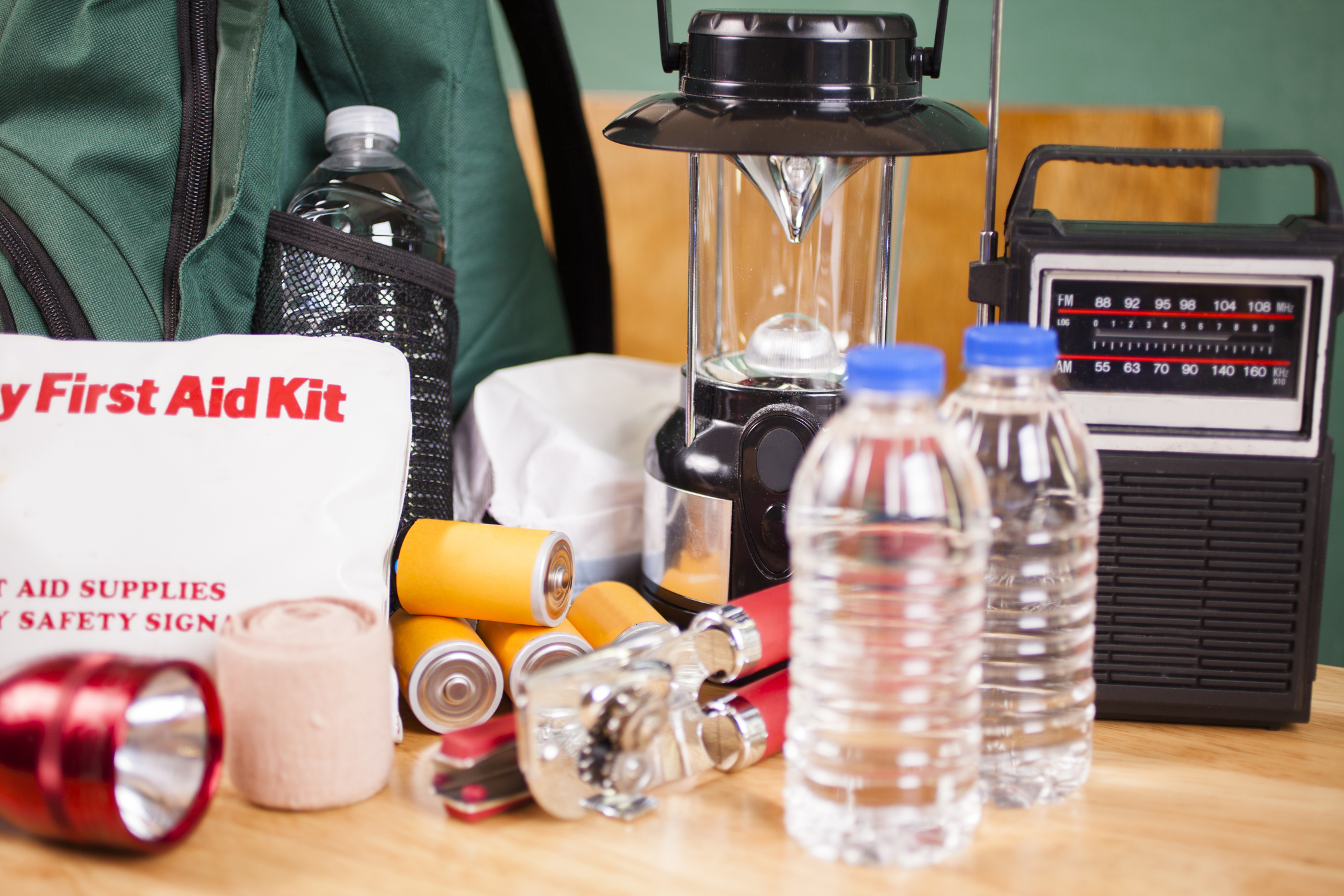 10 Survival Items You Need To Keep In Your Home At All Times