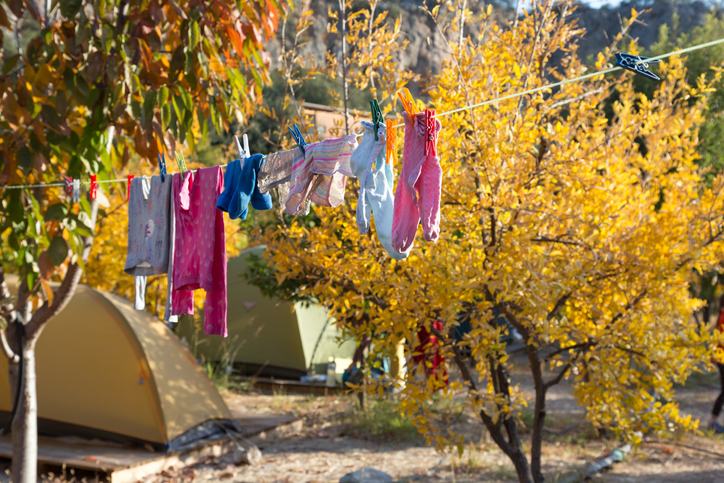 You’re going to have to wash your clothes sometime, so it’s a good thing you have some paracord to use as a clothesline.