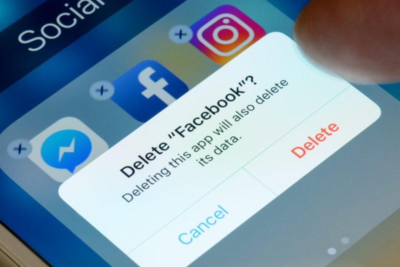 You have to kill your social media accounts: no Facebook, Twitter, Instagram, Tinder – everything!