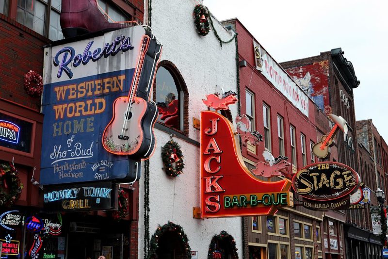 Businesses along a street in Nashville, Tennessee