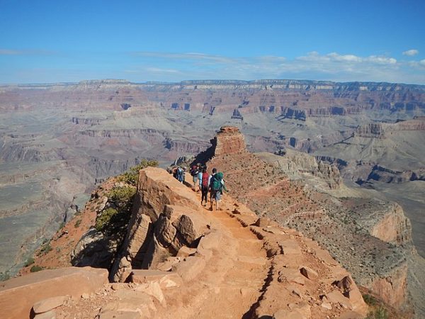 Hikers walking along South Kaibab Trail