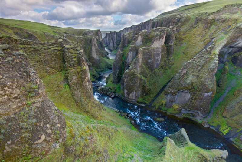 Fjaðrá flowing through the Fjaðrárgljúfur canyon